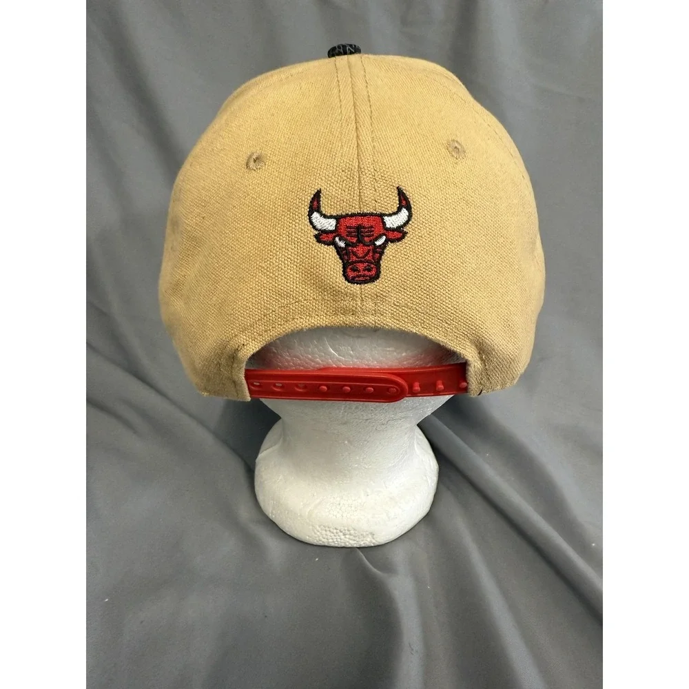 Chicago Bulls Hat Cap Snap Back OSFM Tan‎ Black NBA Basketball Ultra Game Mens